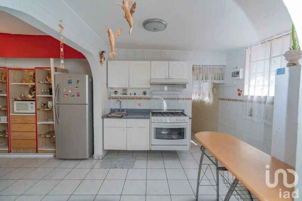 Propiedad con uso mixto sobre Lorenzo Boturini