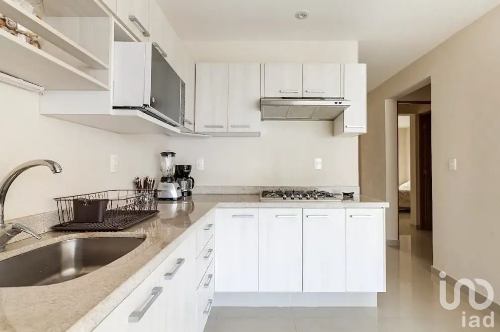 Depa en Planta Baja con Jardín y Alberca en Plumbag, Acapulco Diamante