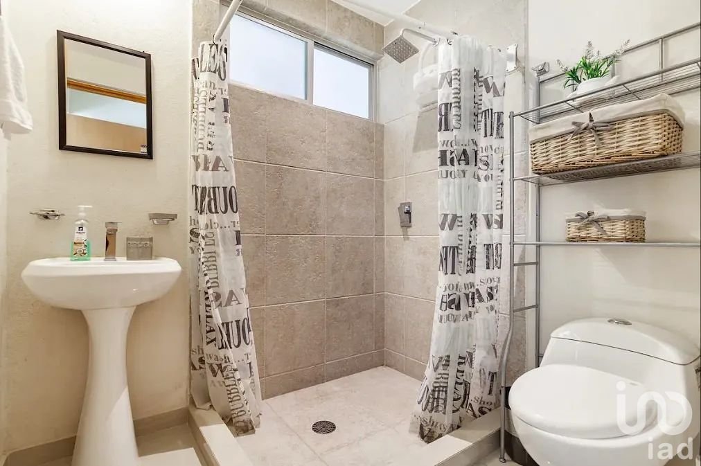 Depa en Planta Baja con Jardín y Alberca en Plumbag, Acapulco Diamante