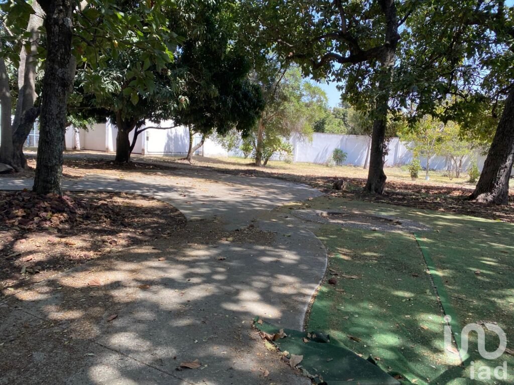 SE VENDE EN LOS GAVILANES ORIENTE GRANJA TLAJOMULCO DE ZUÑIGA JALISCO