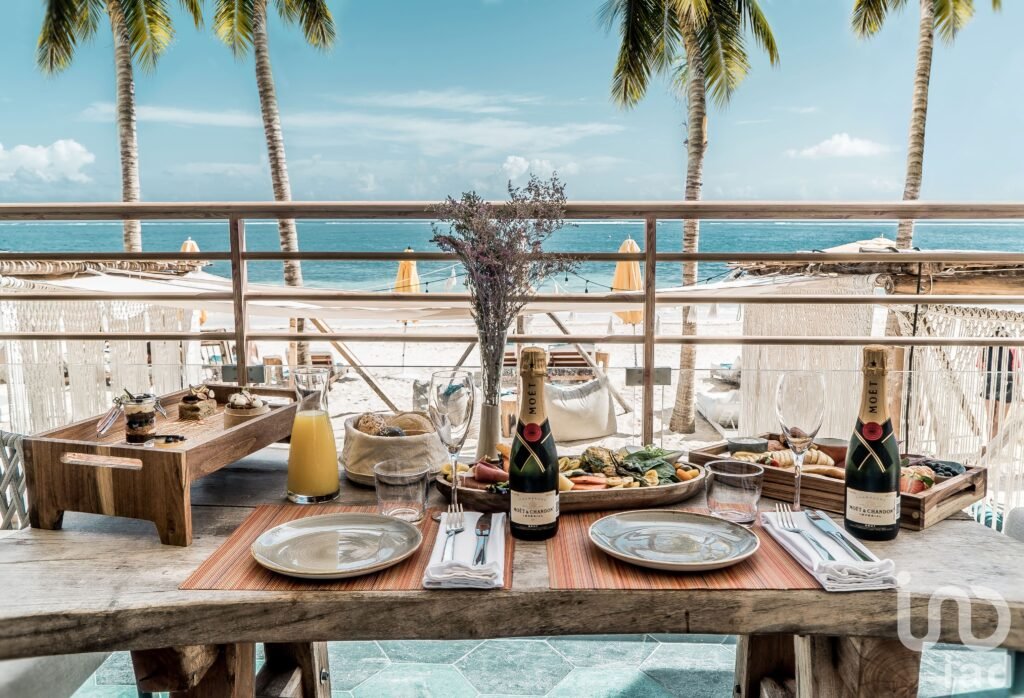 Estudio amueblado en resort frente al mar con vista al atardecer en Puerto Morelos.