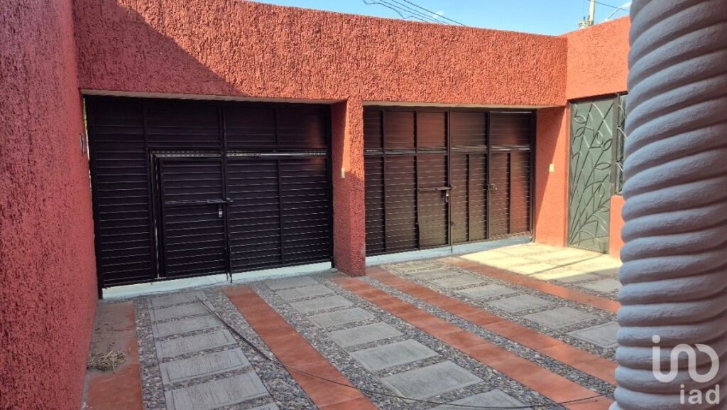 CASA EN RENTA, UN PISO EN RESIDENCIAL CAMPESTRE, IRAPUATO GTO.