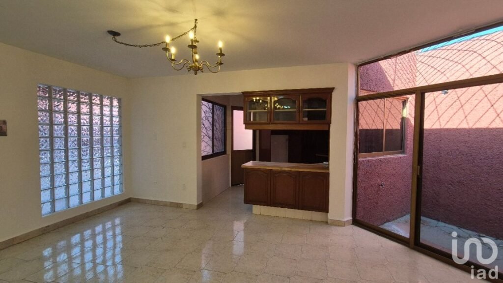 CASA EN RENTA, UN PISO EN RESIDENCIAL CAMPESTRE, IRAPUATO GTO.