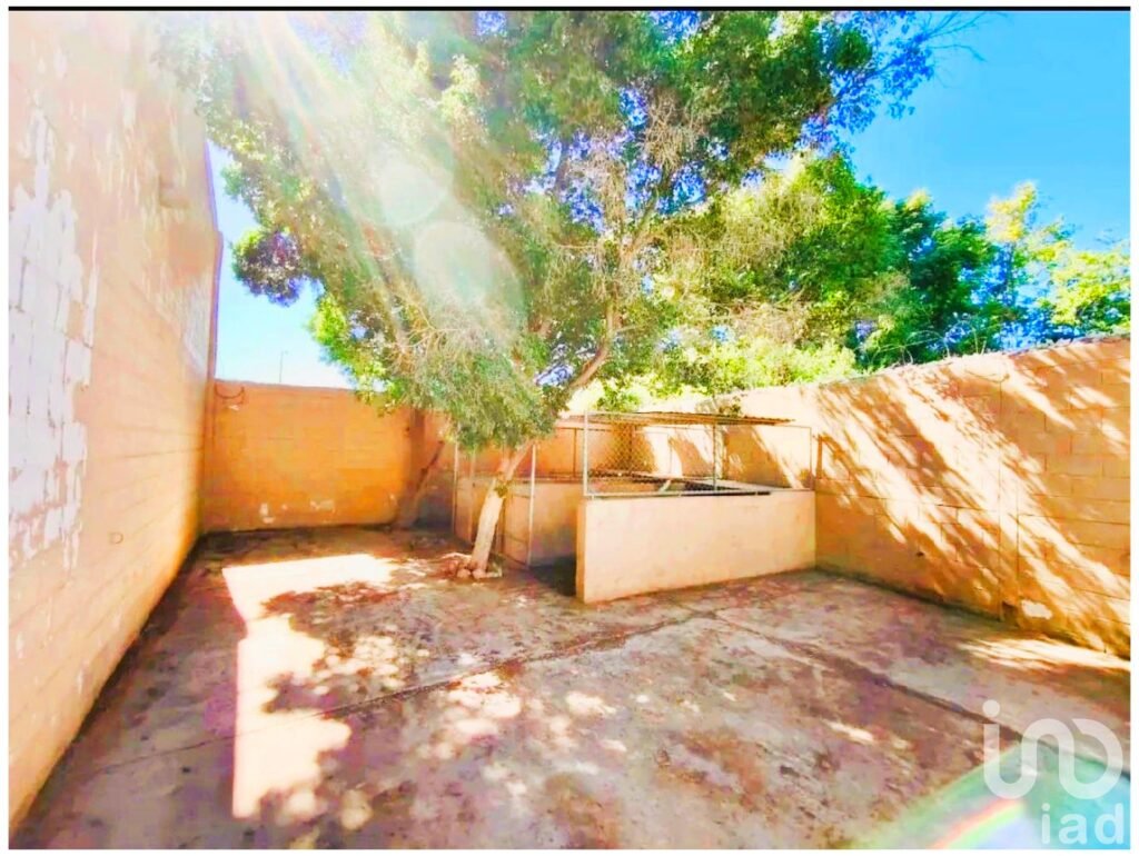 Se vende bodega comercial en La Paz, BCS con excelente ubicación en Blvd. Forjadores