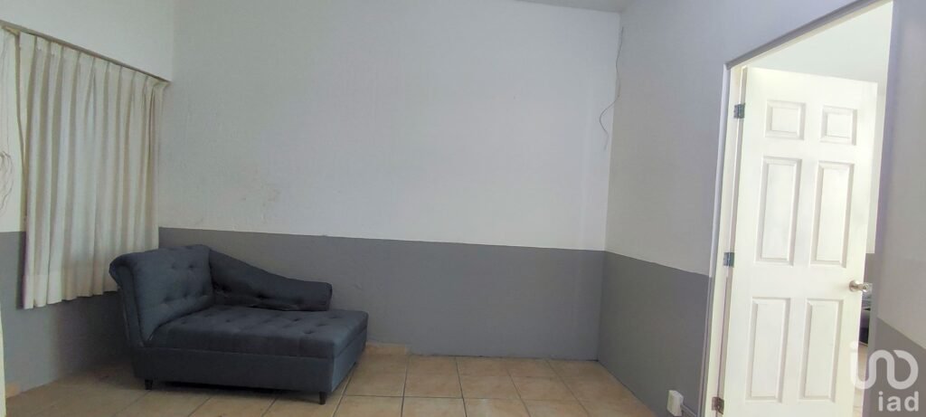 VENTA DE OFICINA EN JURIQUILLA, QUERETARO