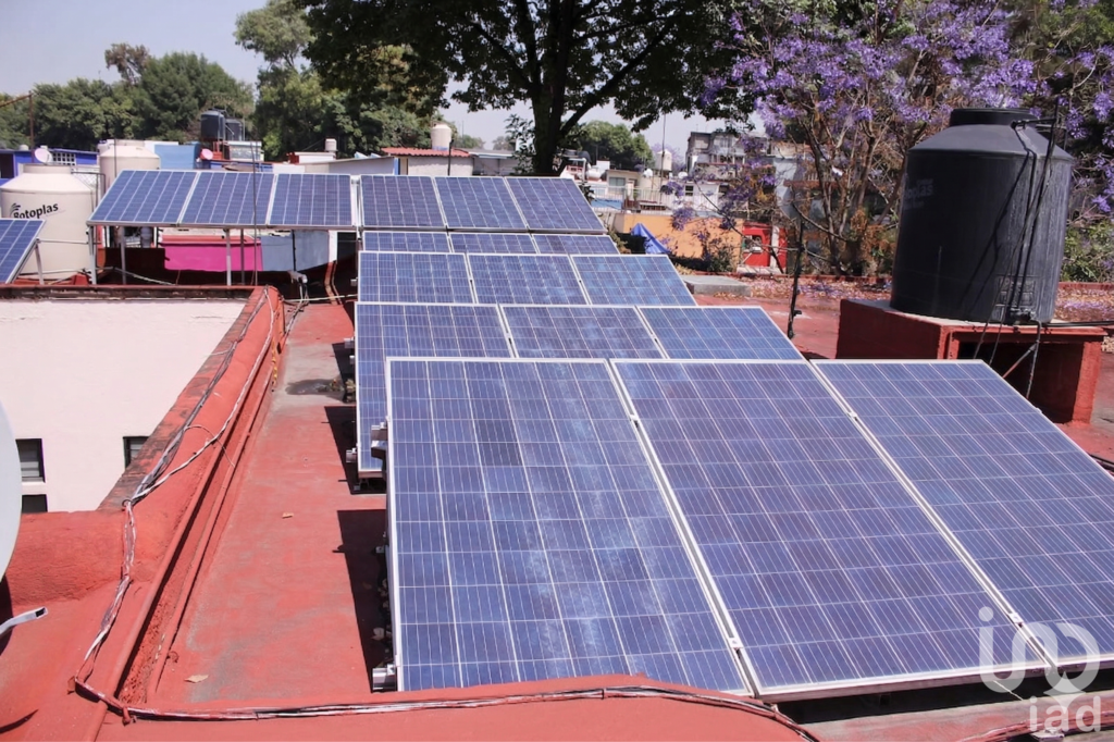 Venta de Casa en Coyoacan con Uso de Suelo Múltiple: Residencial, Oficinas, Clinica o Escuela