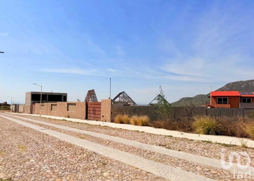 TERRENO EN VENTA, BERNAL