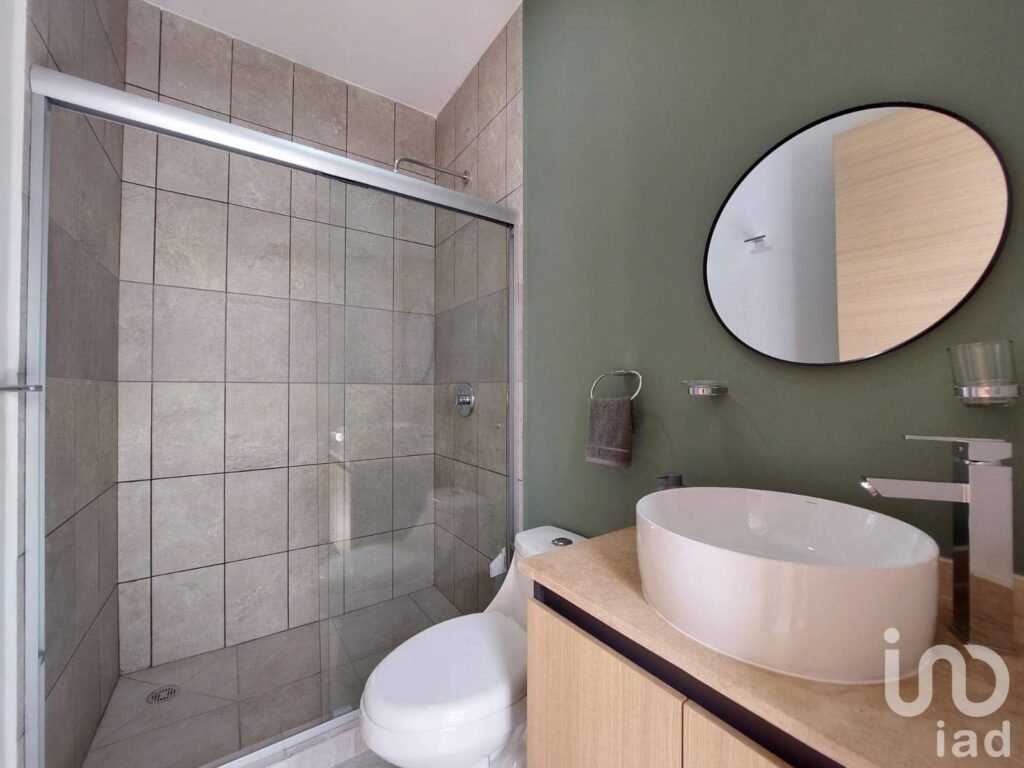 CASA EN VENTA CON RECAMARA EN PLANTA BAJA Y ALBERCA, LOMAS DE ANGELOPOLIS, PUEBLA