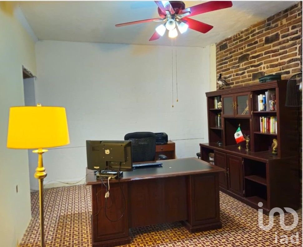 Venta de Casa con 10 Bungalós en Cuautla