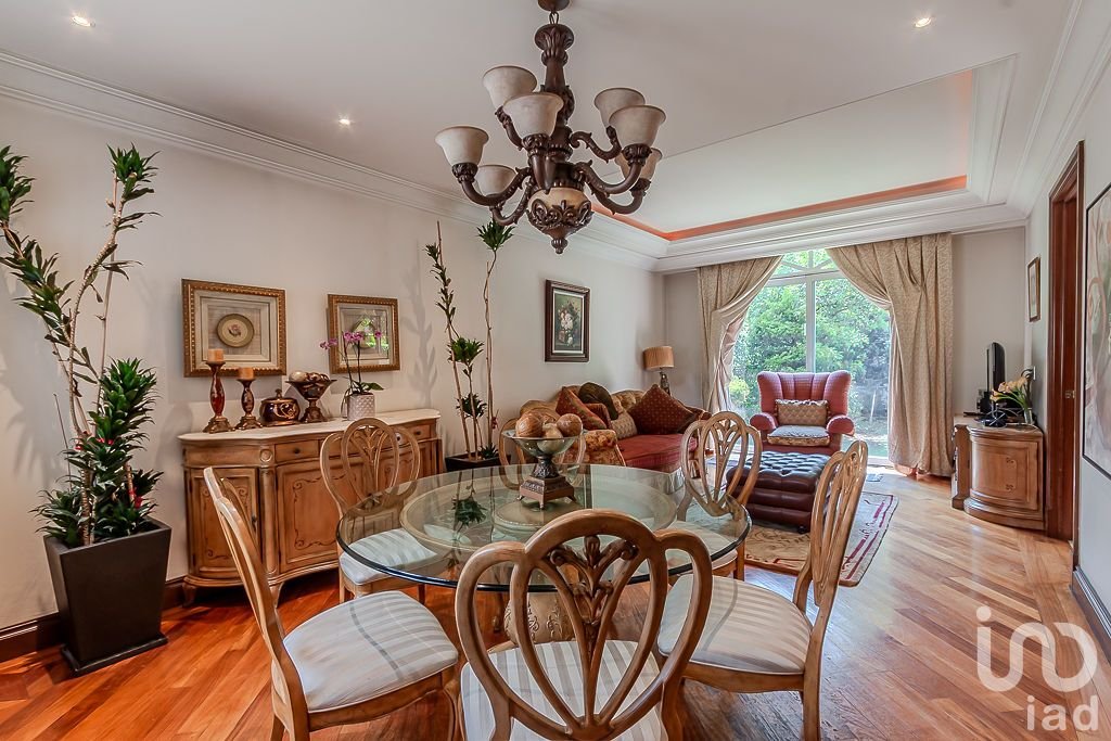 Casa en venta en exclusivo condominio de 6 casas en Bosques de las Lomas