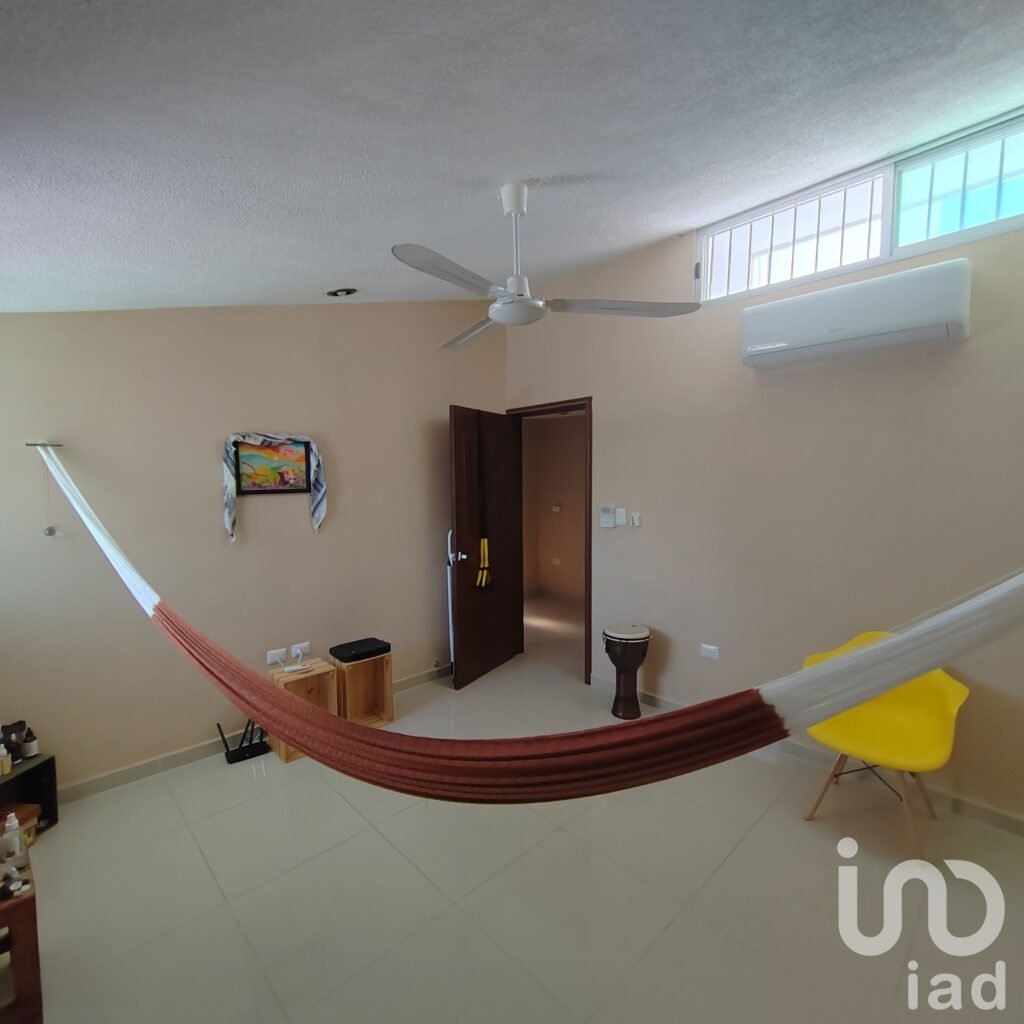 Casa Sola en Venta Pensiones, Mérida, Yucatanamplia y remodelada