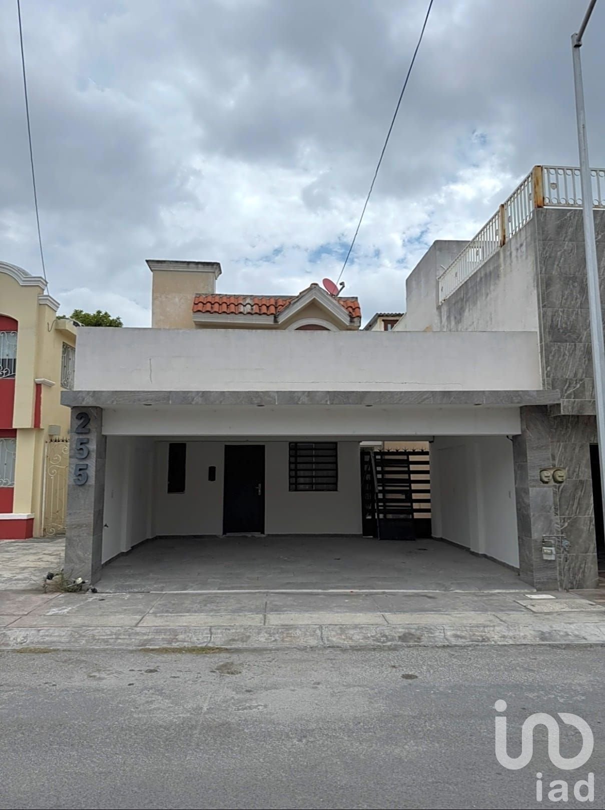 Casa en Venta en Col. Villas de Santa Rosa, Apodaca N.L.
