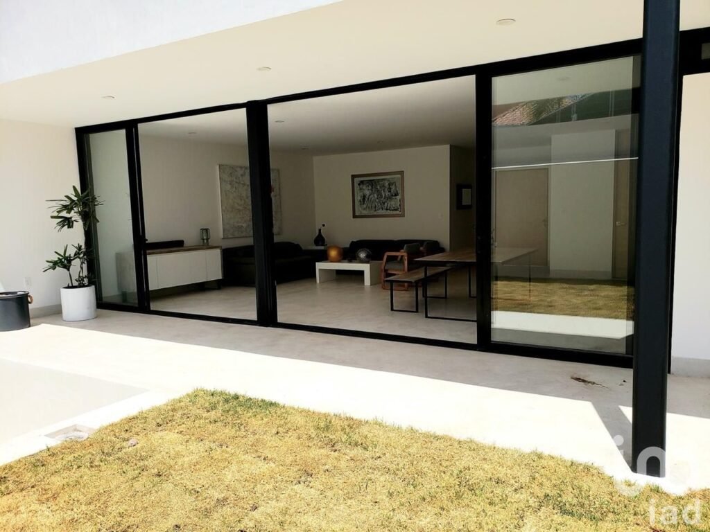 CASA EN VENTA EN LAGO DE JURIQUILLA, QUERETARO