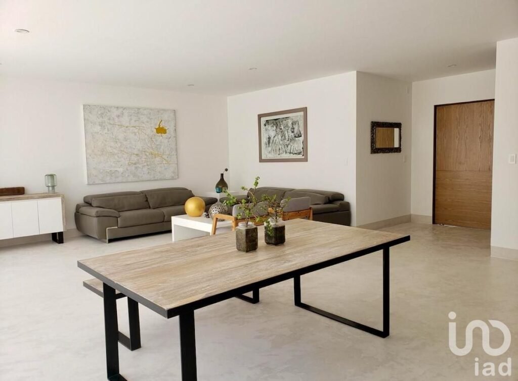 CASA EN VENTA EN LAGO DE JURIQUILLA, QUERETARO