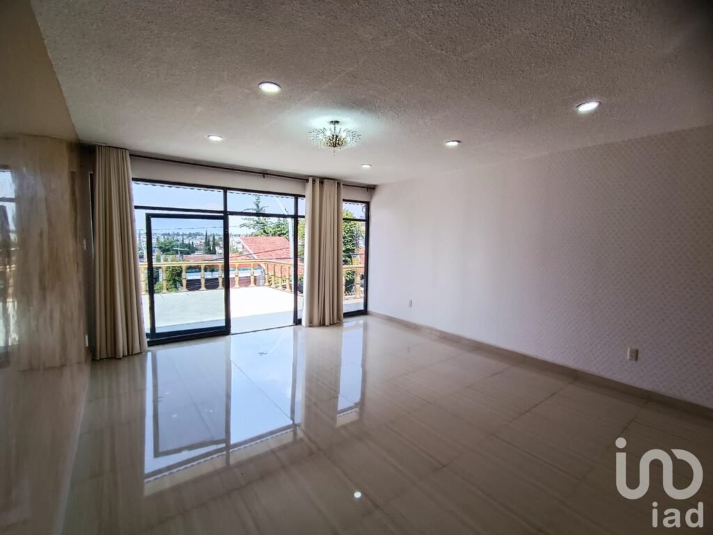 CASA EN VENTA EN VILLA SATELITE CALERA