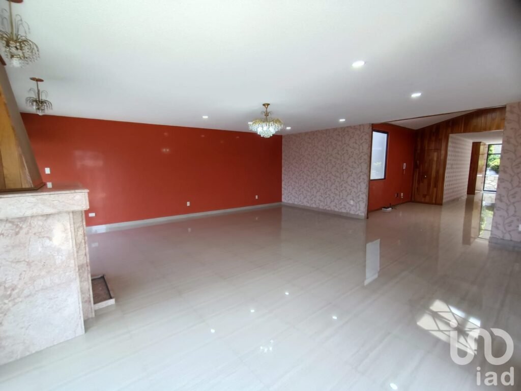 CASA EN VENTA EN VILLA SATELITE CALERA