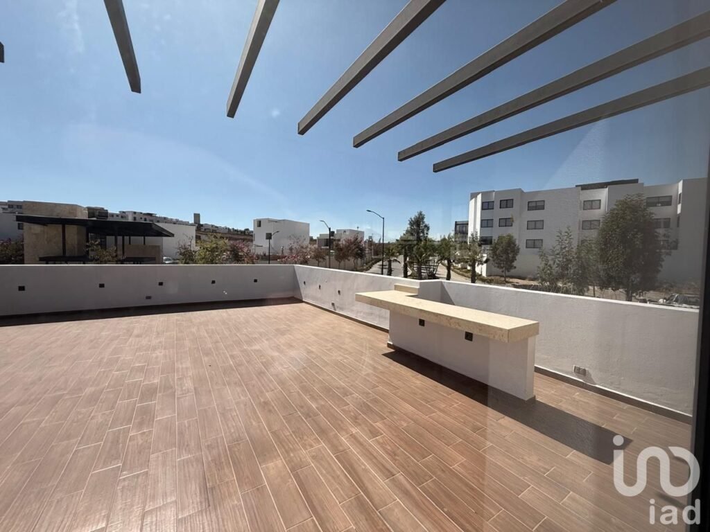 TERRENO EN PARQUE ALVEA, LOMAS DE ANGELOPOLIS