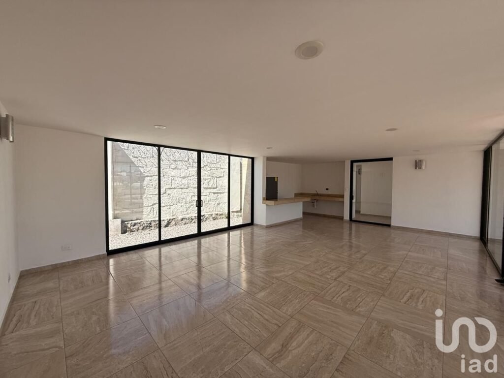 TERRENO EN PARQUE ALVEA, LOMAS DE ANGELOPOLIS