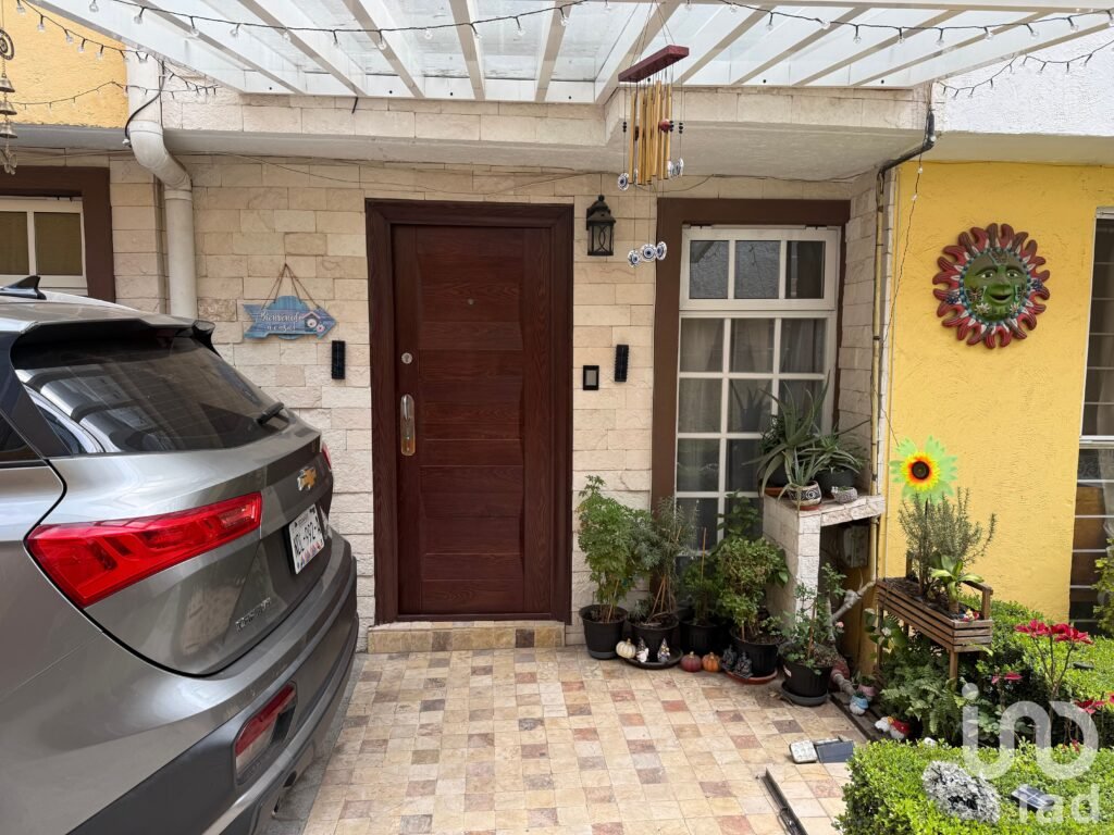 Venta de Casa en Condominio de Paseos de Taxqueña