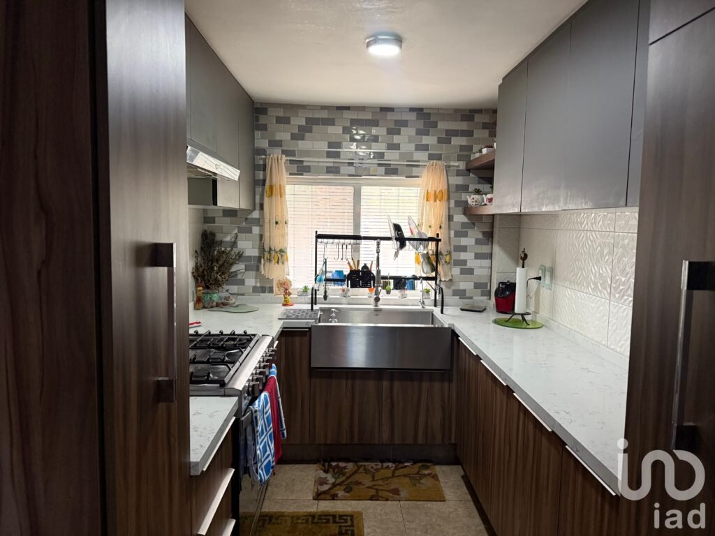 Venta de Casa en Condominio de Paseos de Taxqueña