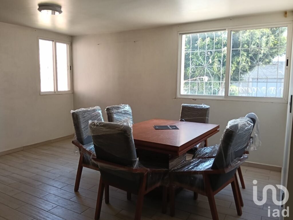 Renta departamento remodelado, Iztapalapa casi esquina Periferico Oriente