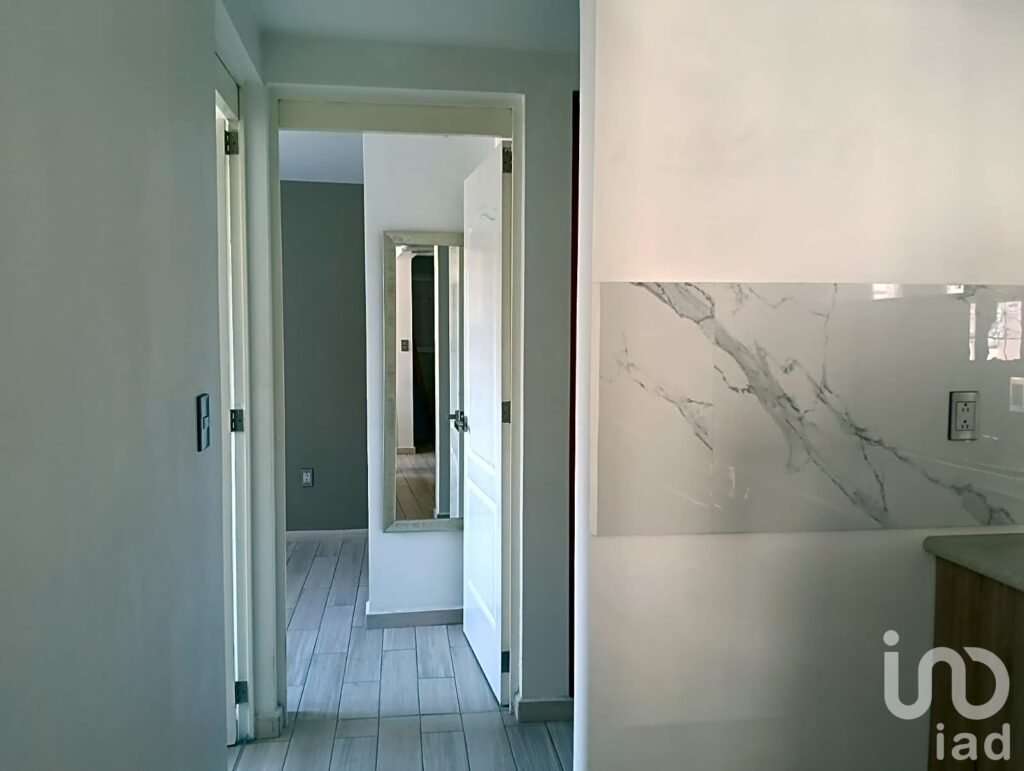 Renta departamento remodelado, Iztapalapa casi esquina Periferico Oriente