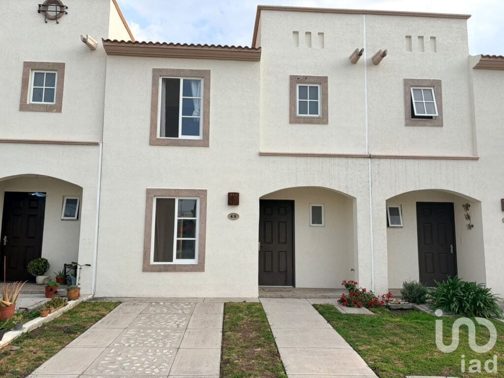 Casa en renta Av. Vía Catania 1 B El Mirador, Marqués, Querétaro CP 76246