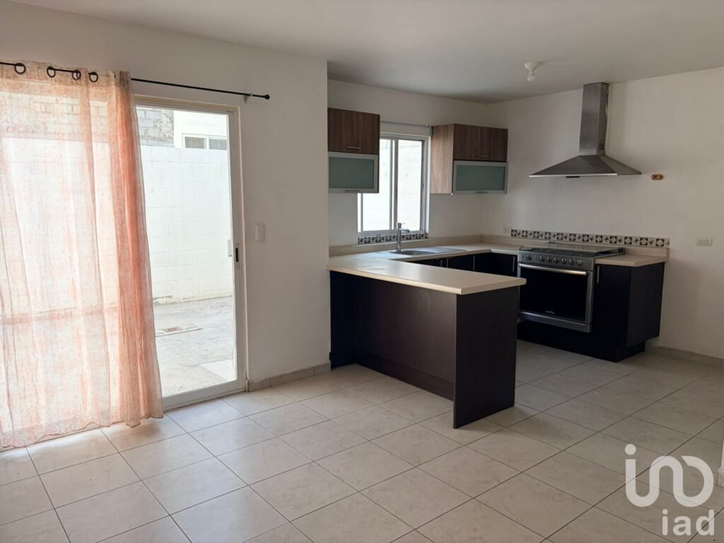 Casa en renta Av. Vía Catania 1 B El Mirador, Marqués, Querétaro CP 76246