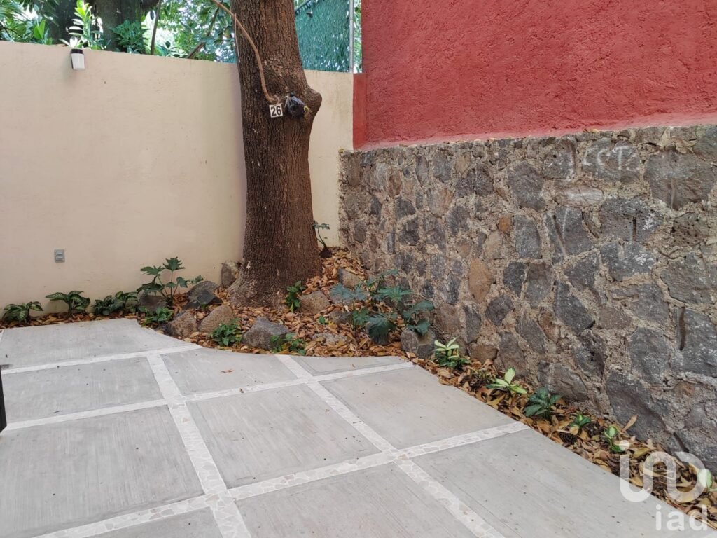 Casa nueva en Acapantzingo en privada con alberca y roof garden