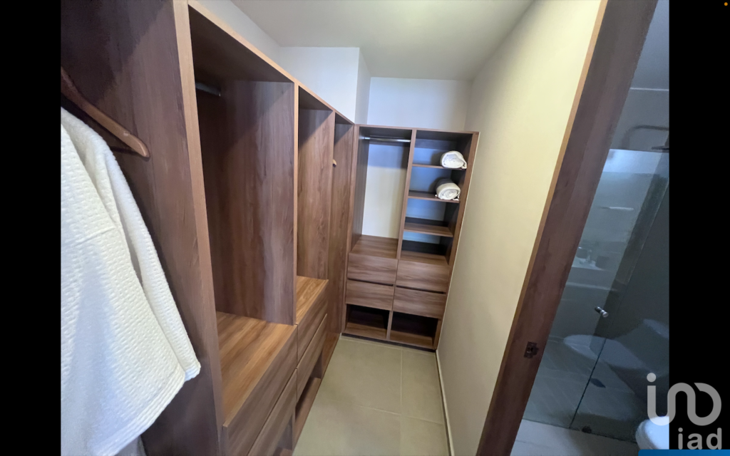 Departamento en venta 2 recámaras en Av. Colosio vista Laguna Nichupté, Cancún Quintana Roo