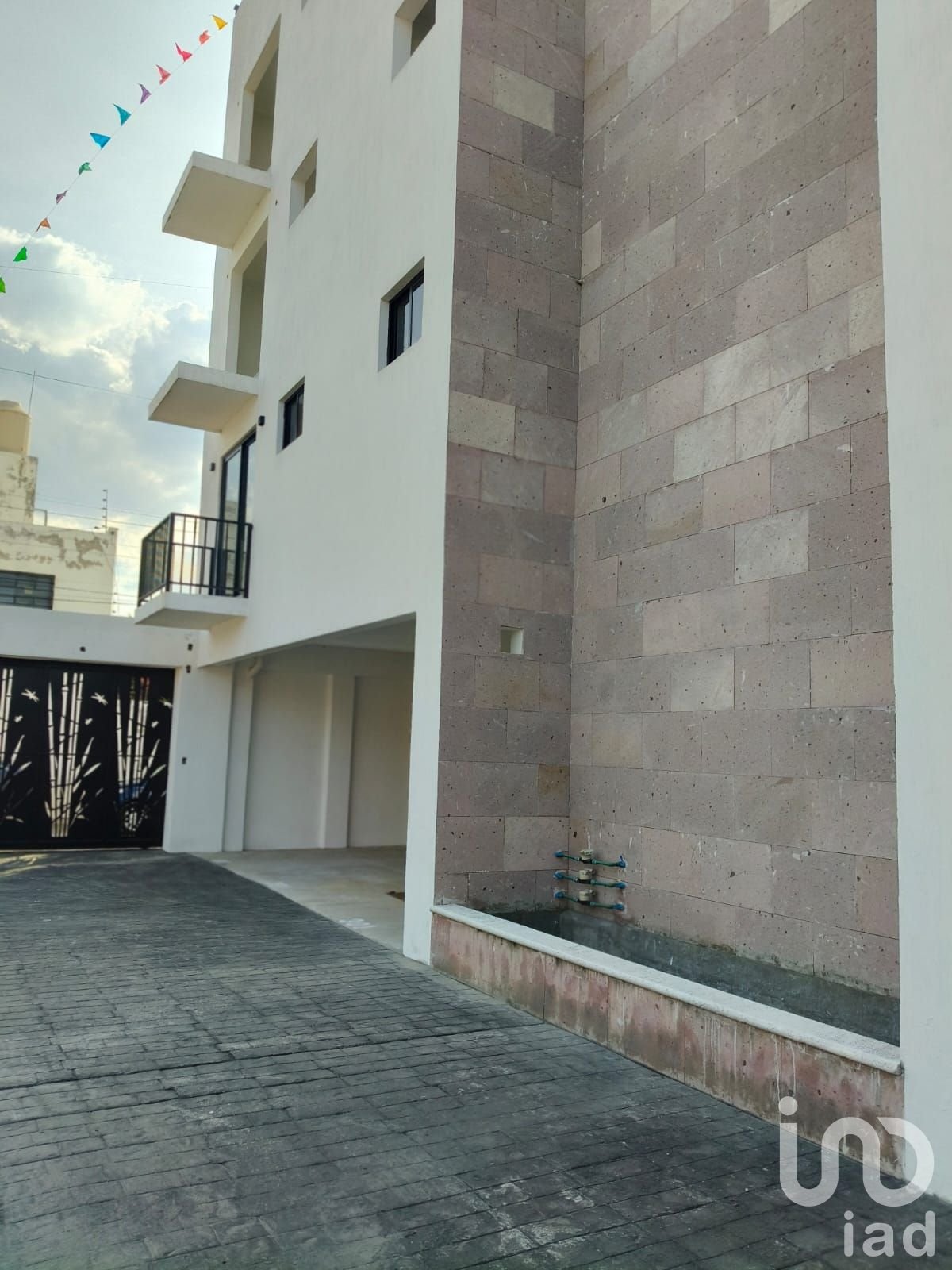 VENTA DE DEPAS ACABADOS DE LUJO A 1 MIN PERF