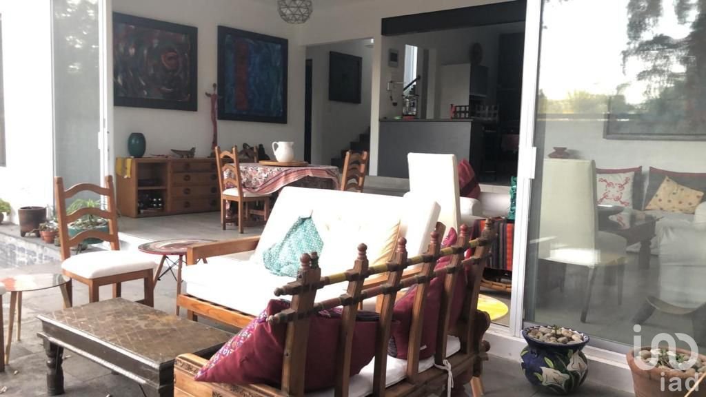 CASA EN FRACCIONAMIENTO ARBOLADO, FRESCO, CON ACCESO CONTROLADO Y VIGILANCIA