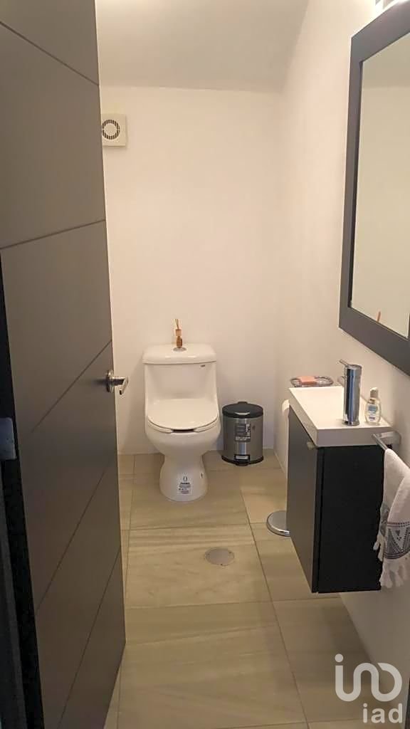 CASA EN FRACCIONAMIENTO ARBOLADO, FRESCO, CON ACCESO CONTROLADO Y VIGILANCIA