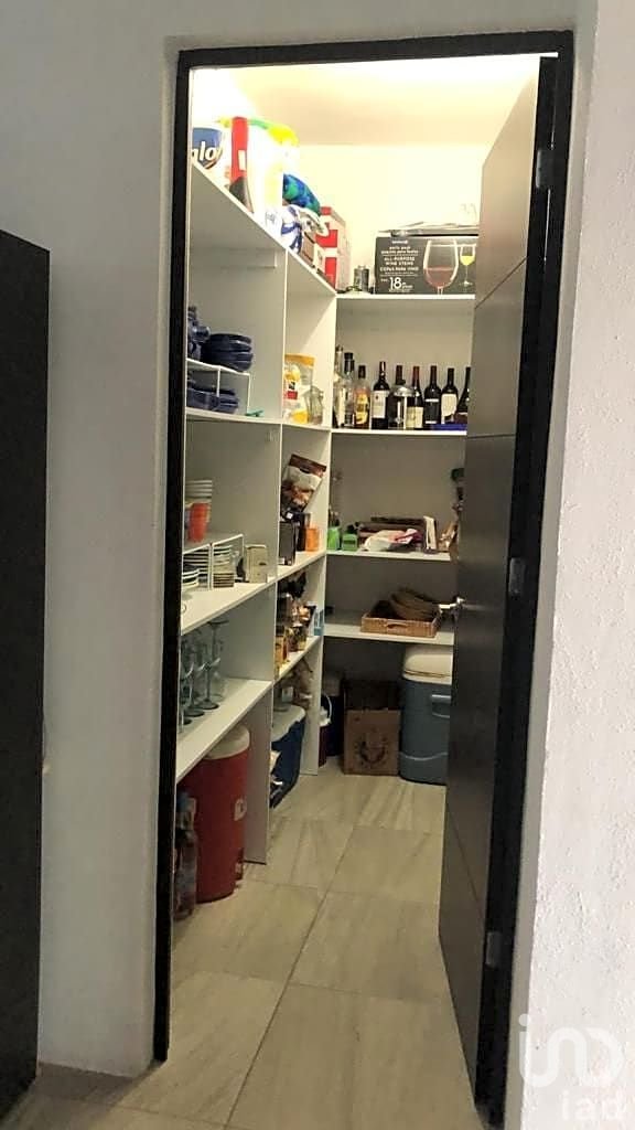CASA EN FRACCIONAMIENTO ARBOLADO, FRESCO, CON ACCESO CONTROLADO Y VIGILANCIA