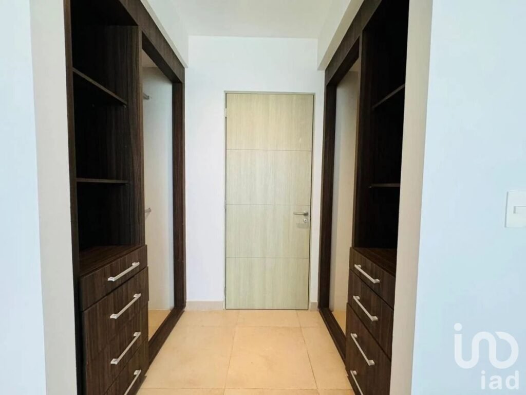 RENTA DE DEPARTAMENTO AMUEBLADO EN MALECON AMERICAS