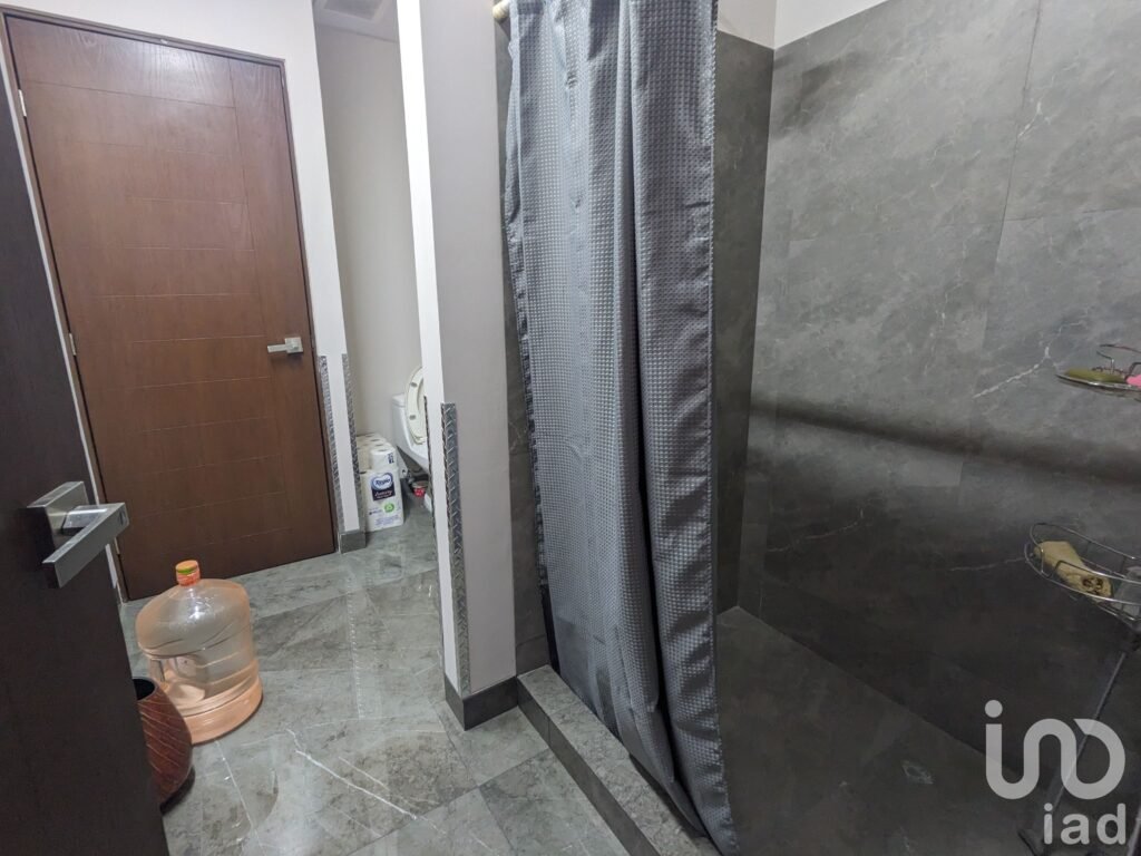 Departamento Amueblado en Renta Torre Puntacero frente a Fundidora