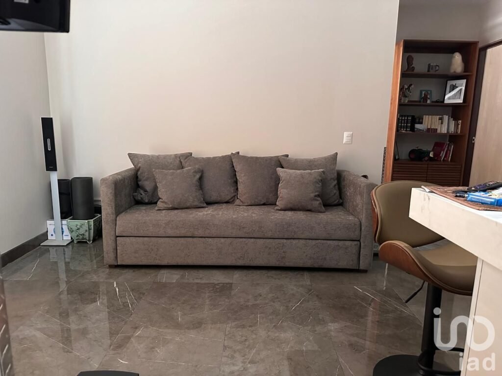 Departamento Amueblado en Renta Torre Puntacero frente a Fundidora