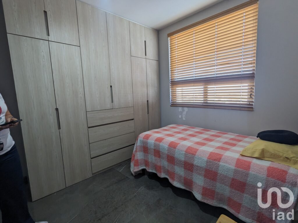 Departamento Amueblado en Renta Torre Puntacero frente a Fundidora