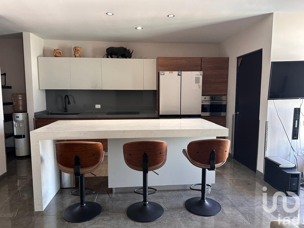 Departamento Amueblado en Renta Torre Puntacero frente a Fundidora