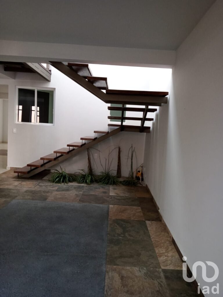 Casa en Venta en Eduardo Ruiz 5 Recamaras