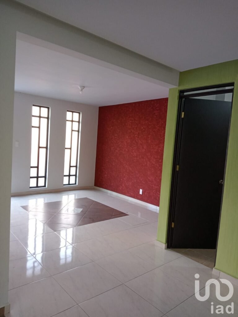 Casa en Venta en Eduardo Ruiz 5 Recamaras