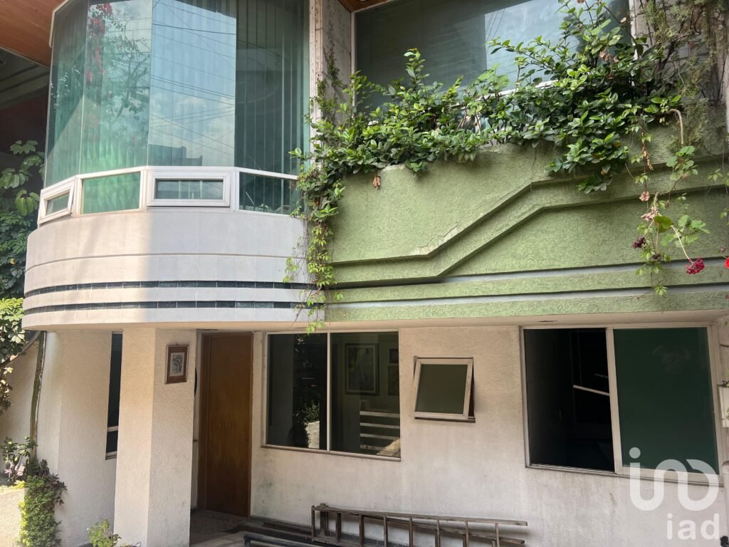 CASA EN VENTA amplia y luminosa en IRRIGACIÓN