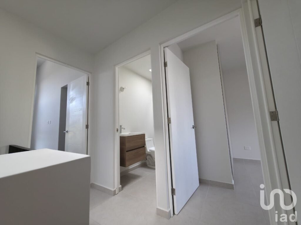 Se Vende Casa en Condominio Privado, Zakia, Queretaro