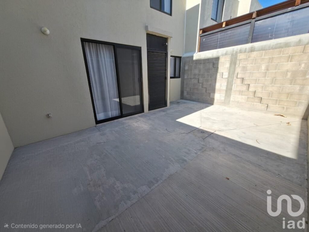 Se Vende Casa en Condominio Privado, Zakia, Queretaro