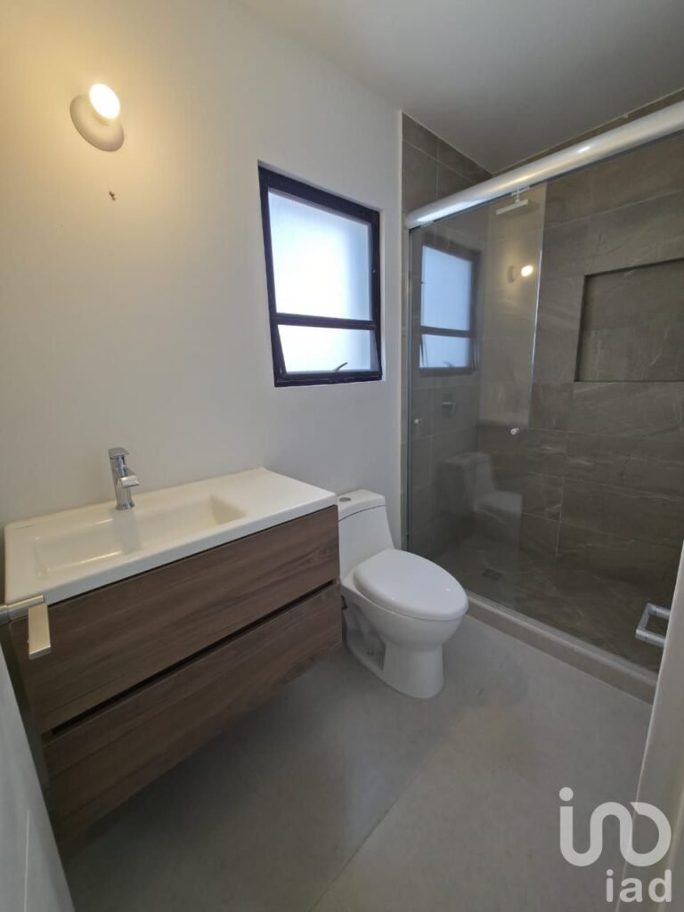 Se Vende Casa en Condominio Privado, Zakia, Queretaro