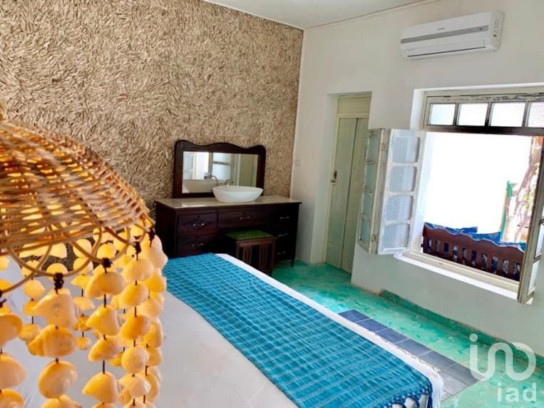 CASA EN VENTA EN EL BARRIO DE SANTIAGO, CENTRO MÉRIDA, YUCATÁN