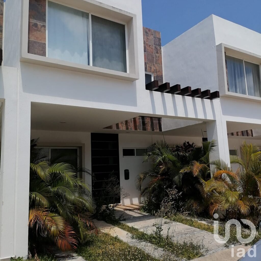 Casa amueblada en renta en Jardines del Sur 3, Cancún