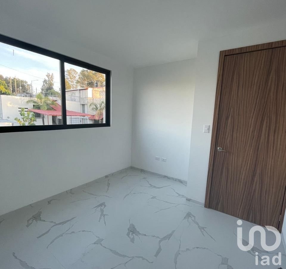 SE VENDE CASA CON MUY BONITOS ACABADOS EN COL ROMERO VARGAS EN PUEBLA