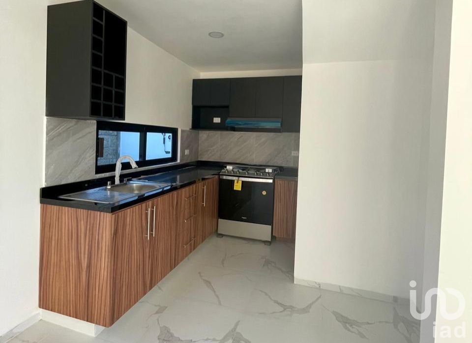 SE VENDE CASA CON MUY BONITOS ACABADOS EN COL ROMERO VARGAS EN PUEBLA