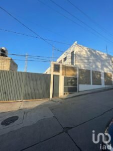 SE VENDE CASA CON MUY BONITOS ACABADOS EN COL ROMERO VARGAS EN PUEBLA